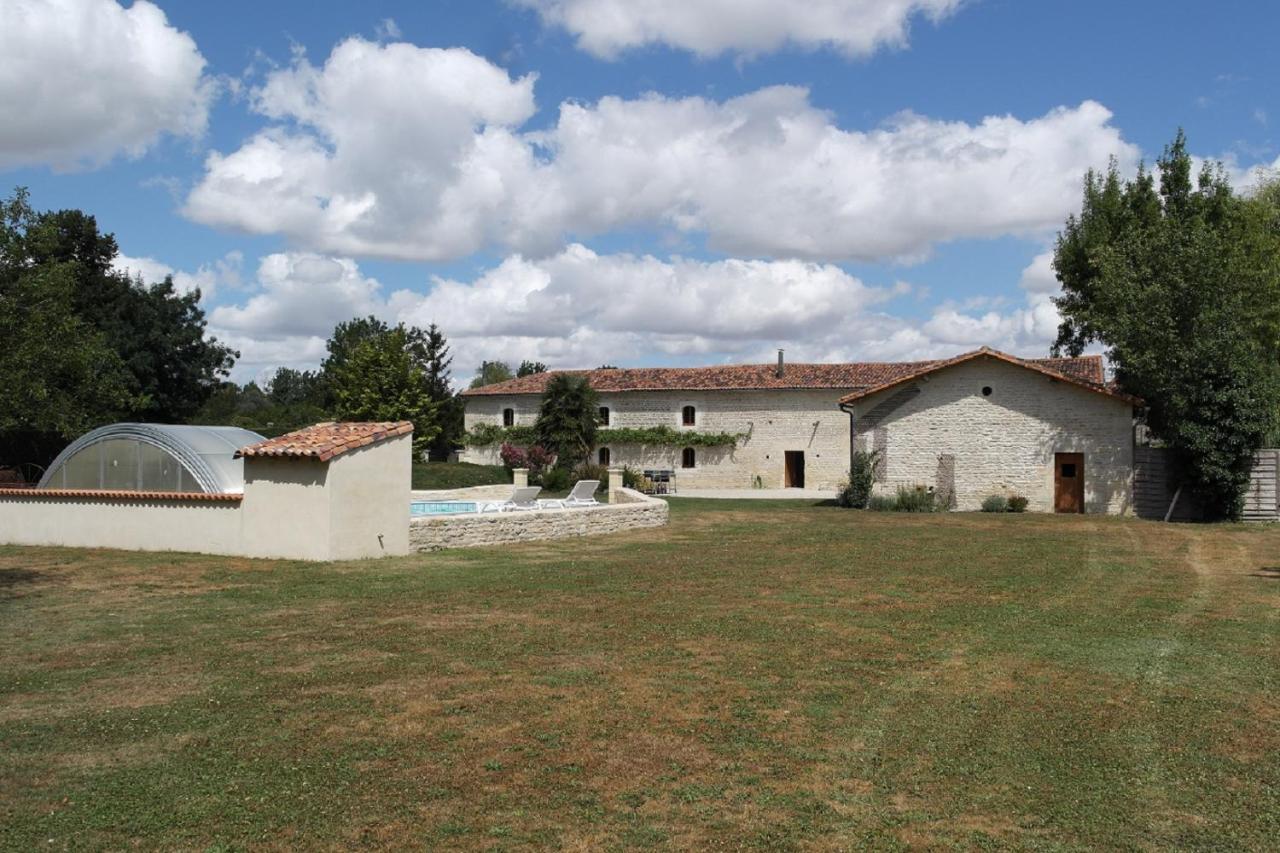 Gites Les Grandes Ecures Mons  Екстериор снимка